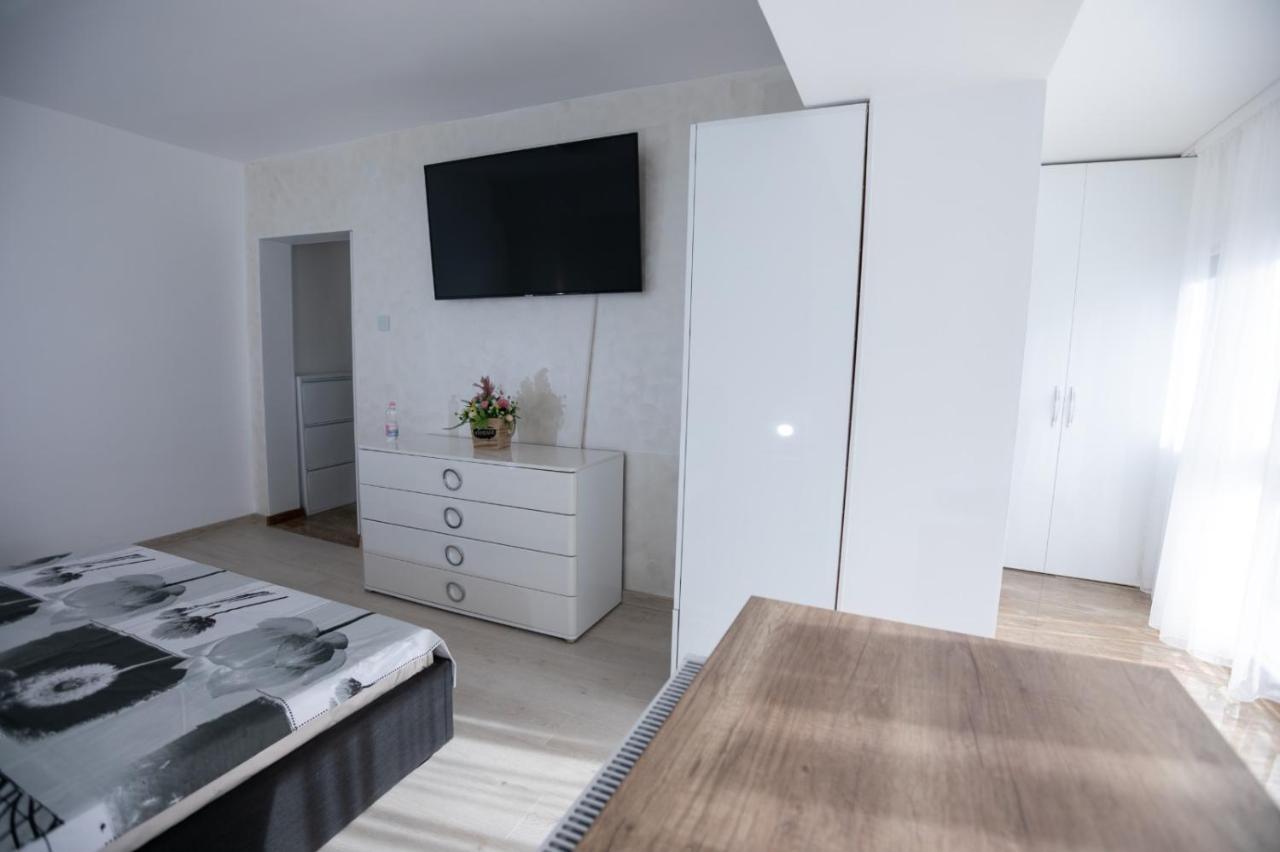 Apartament Central Târgu Jiu Exteriér fotografie